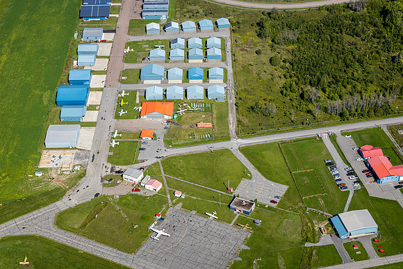 200823-2563