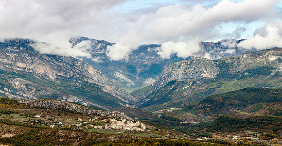 Comps-sur-Artuby