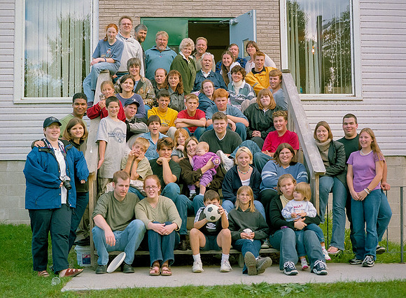 2002 FamilyGroup.jpg
